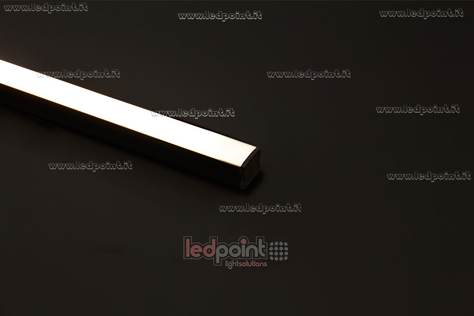 Refurbished LED bar 17x15mm warm white 3500K 3step IP64 24V 885mm c.c. Refurbished LED bar 17x15mm warm white 3500K 3step IP64 24V 885mm c.c.