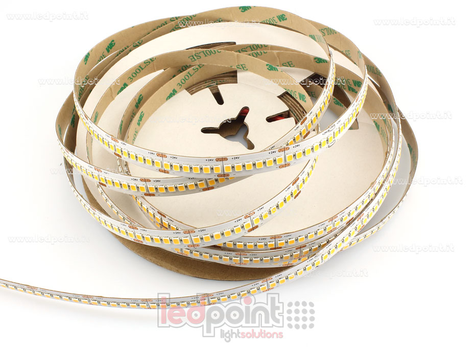 Striscia led 2835 24V IP20 2900-3100K 240led/m