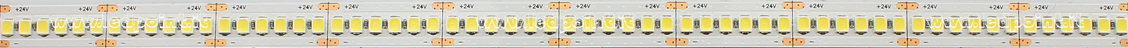 Striscia led 2835 24V IP20 5000K 3 step 240led/m Striscia led 2835 24V IP20 5000K 3 step 240led/m