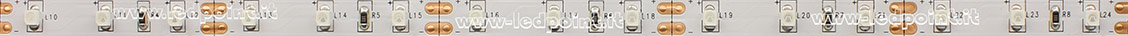 Striscia led 3528 12V IP20 520-525nm 60led/m Striscia led 3528 12V IP20 520-525nm 60led/m